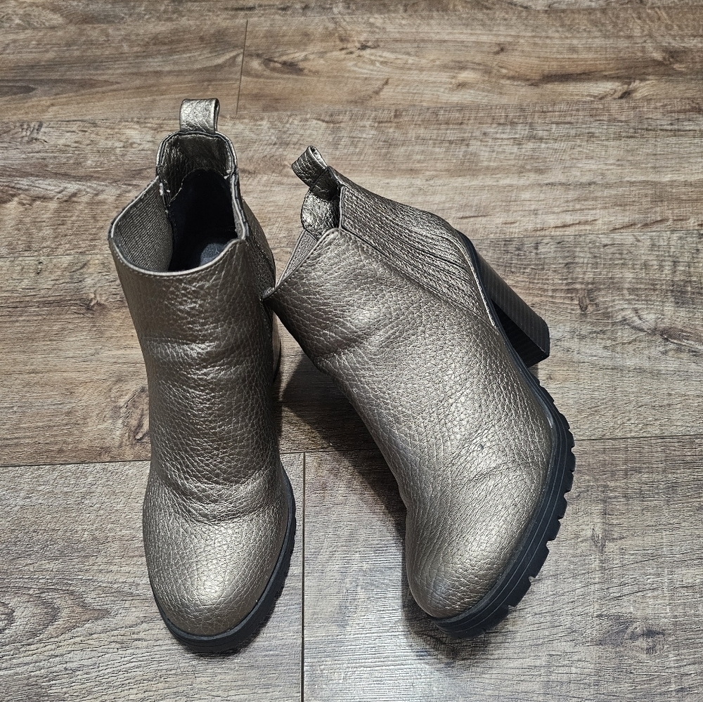 Sam & Libby leather boots women's size 7
